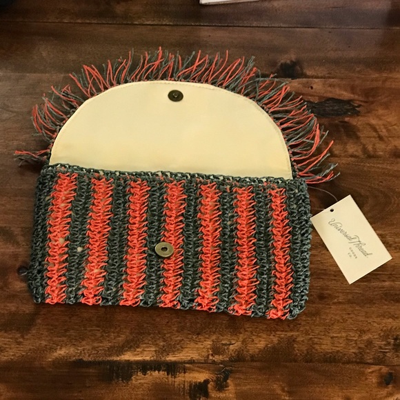 Universal Thread Goods Co Straw Clutch Bag - Picture 3 of 5